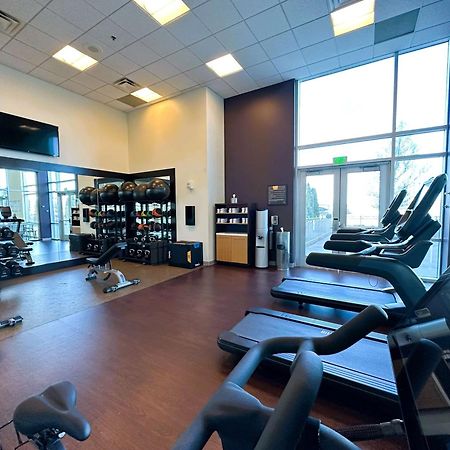Doubletree By Hilton Bay City - Riverfront Екстер'єр фото