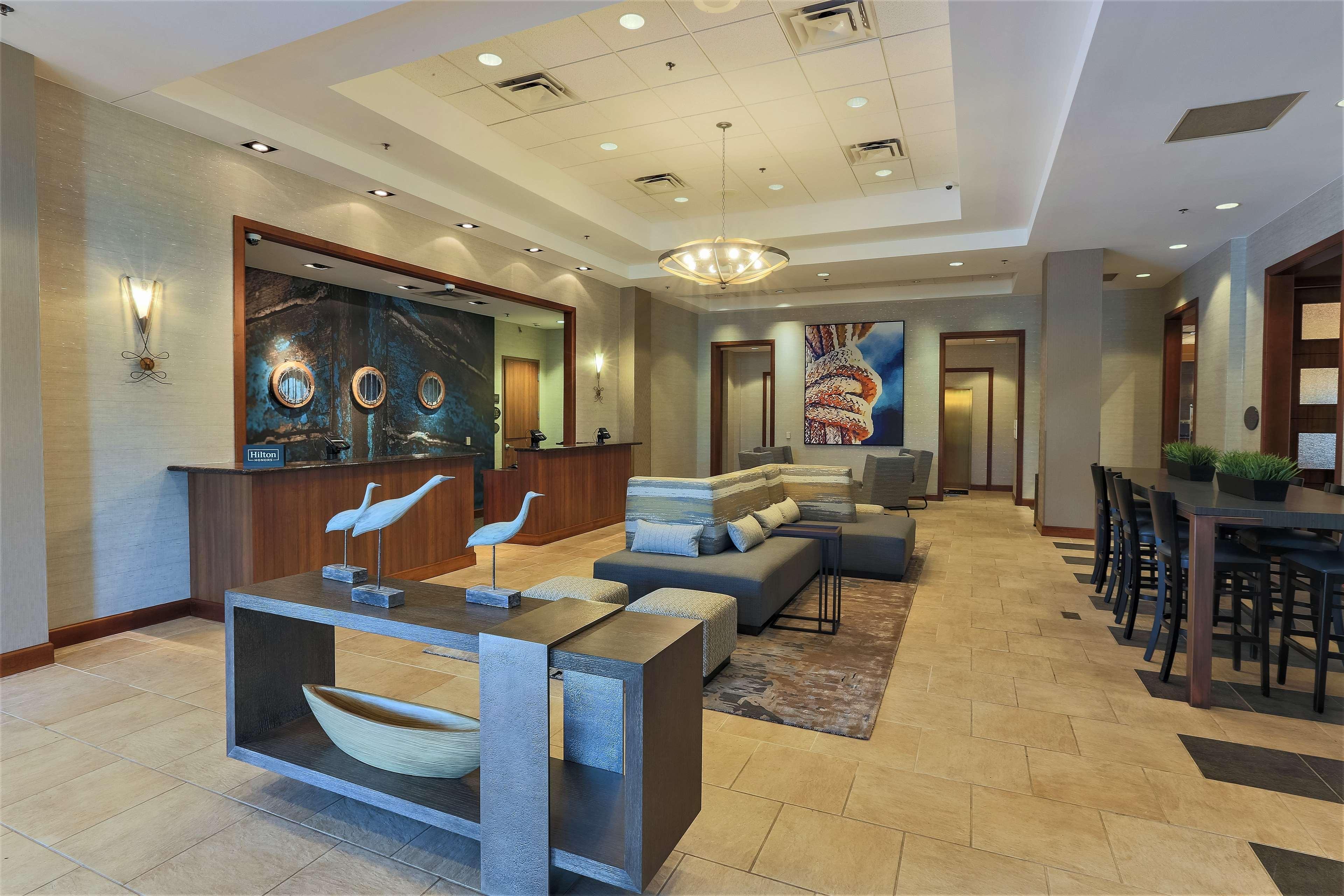 Doubletree By Hilton Bay City - Riverfront Екстер'єр фото